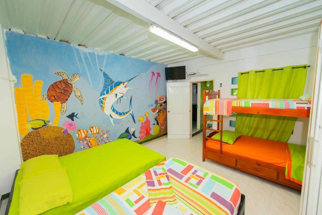 Apartamentos Turisticos El Conquistador San Andrés 外观 照片
