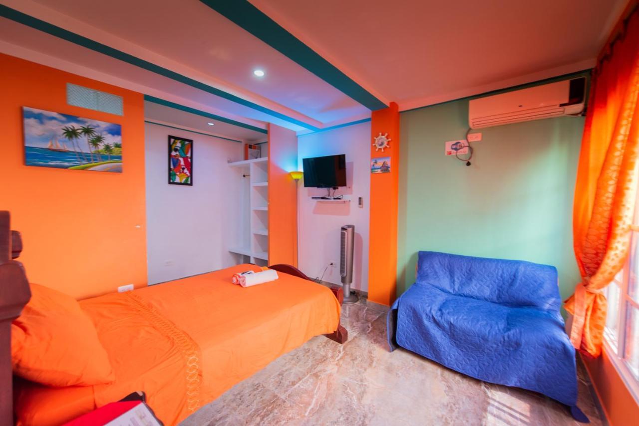 Apartamentos Turisticos El Conquistador San Andrés 外观 照片