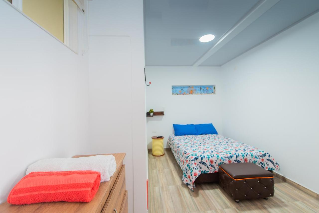 Apartamentos Turisticos El Conquistador San Andrés 外观 照片