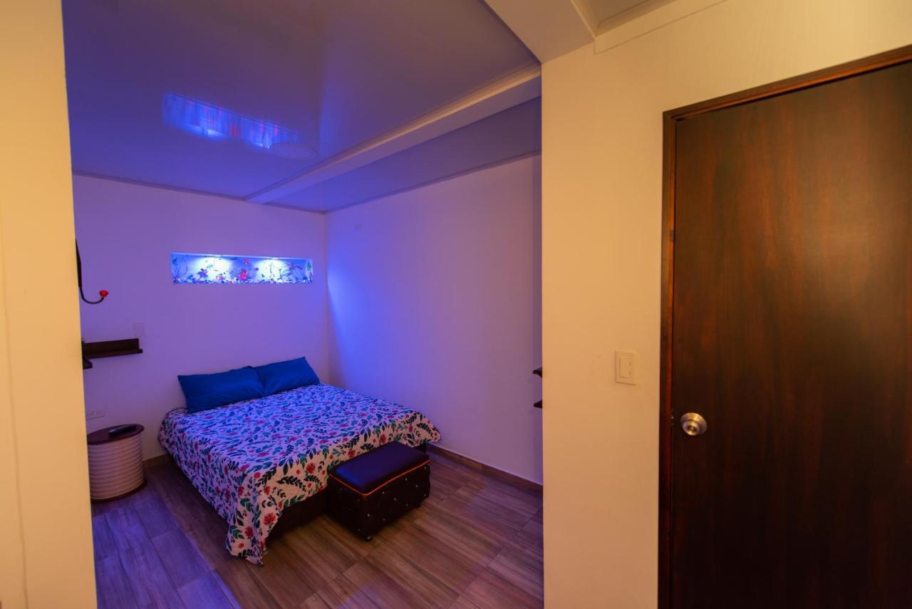 Apartamentos Turisticos El Conquistador San Andrés 外观 照片