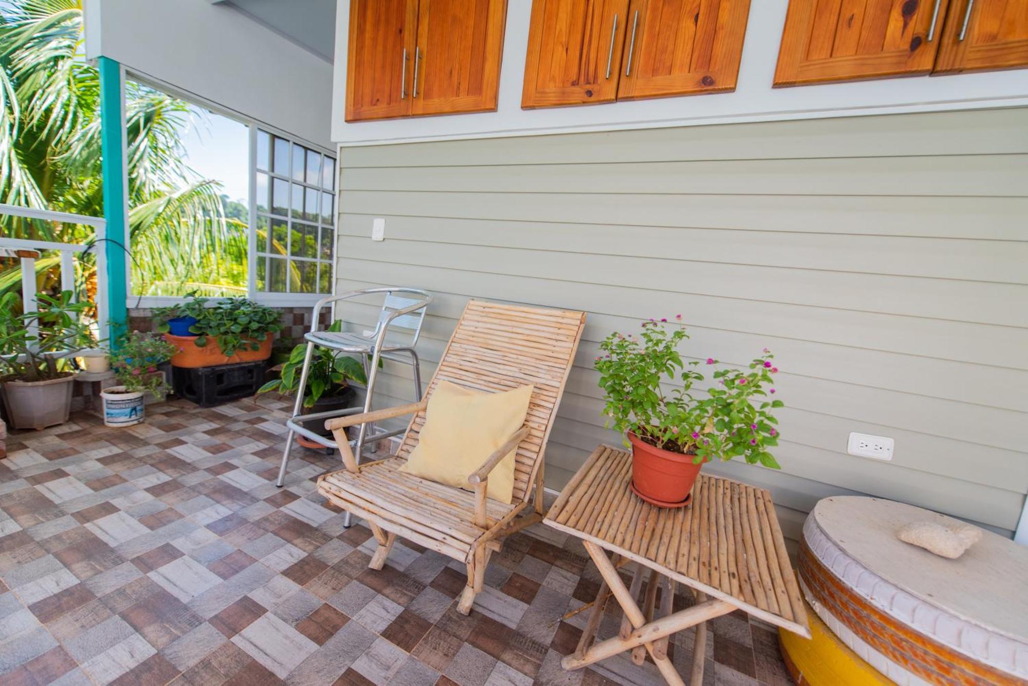 Apartamentos Turisticos El Conquistador San Andrés 外观 照片